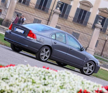 VOLVO S60R